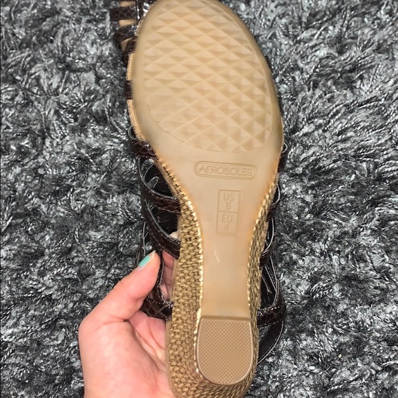 Brown wedges - Picture 6 of 6